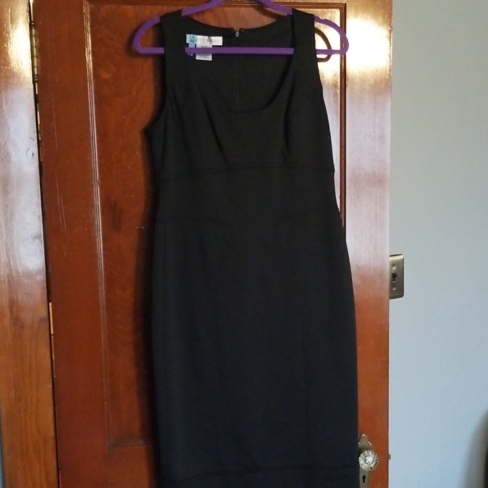 Sleeveless black dress